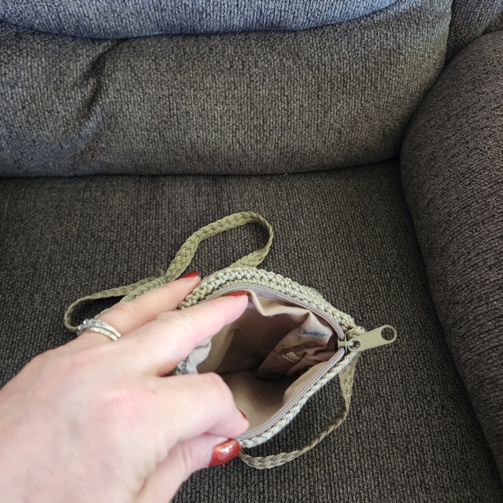 Purse - Picture 3 of 6